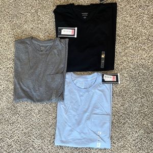 NWT 3 Men's softwashed Roundtree and Yorke T shirts - size L